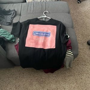 Pleasures Skate Tee